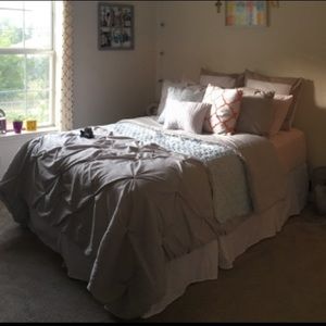 Envogue Bedding - Detailed light blue quilted blanket Envogue Bedding - Detailed light blue quilted blanket